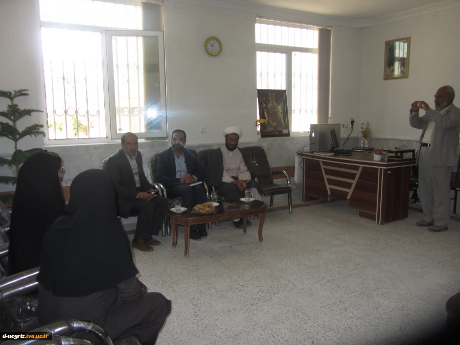 بازدید نماینده منتخب نی ریز از آموزشکده فنی و حرفه ای دختران نی ریز 2