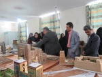 افتتاح نمایشگاه دانشجویان معماری در هفته مشاغل توسط فرماندار و روسای ادارات و دانشگاه ها 2