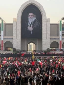 قاب تصویر مراسم وداع با پیکر شهید قائد آیت الله سید علی حسینی خامنه ای  4